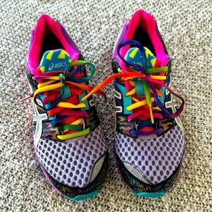 Sz 7.5 ASICS Gel-Noosa Tri 8